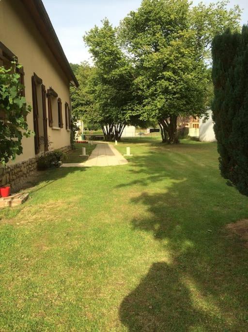 Gite Le Faucon Thilay Εξωτερικό φωτογραφία